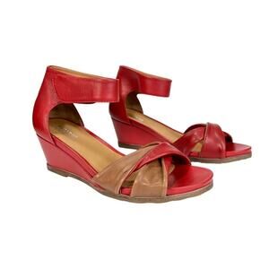 REGARDE LE CIEL Red Leather Wedge Sandals